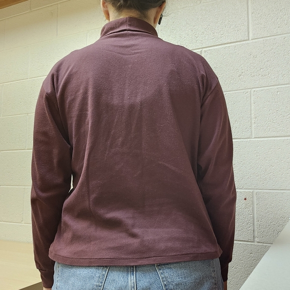 Maroon turtle neck - Picture 2 of 5